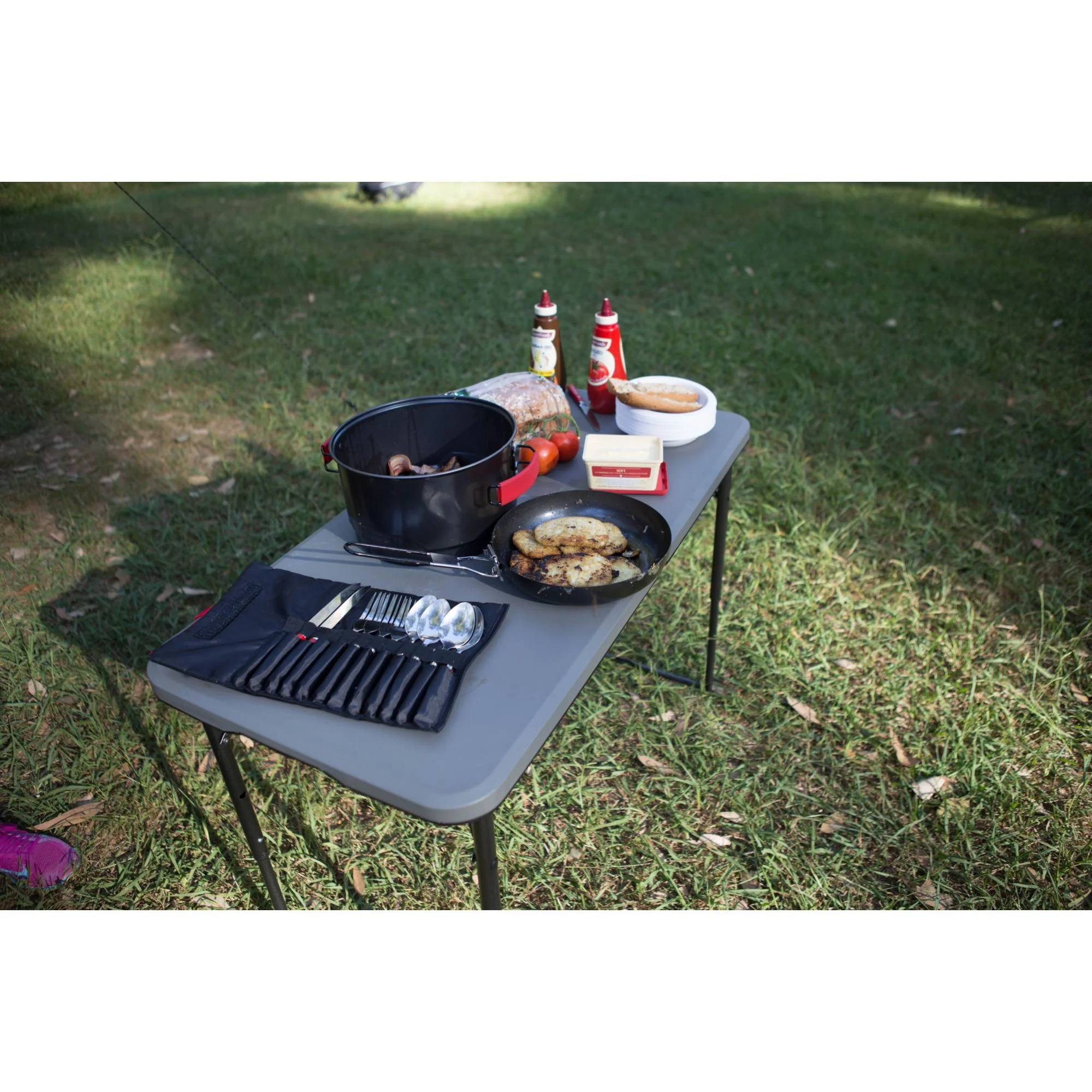 Coleman Table Fold-in-Half 4ft - Image 3